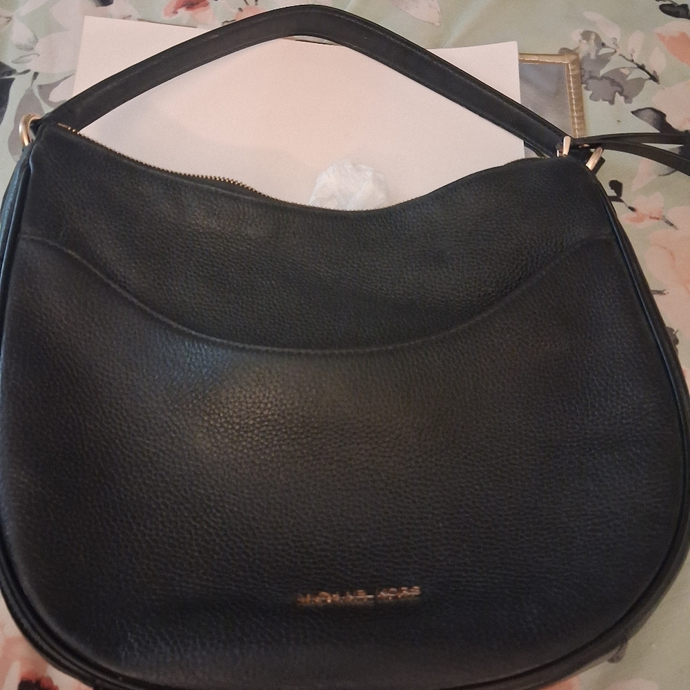 Michael Kors Dover Large Half Moon Shoulder Bag Black Pebbled Leather - Picture 5 of 13
